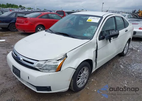 2010 Ford Focus Se z USA, uszkodzony, nr VIN 1FAHP3FN4AW199786